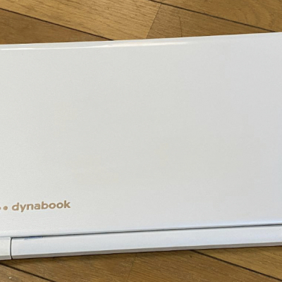 dynabook-PT85NWP-HHA-i7-4510U-2.0Ghz-Ram:8Gb-SSD:128Gb
