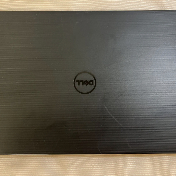 Dell Vostro-3558-i5-5200U-2.2GHz-Ram:4Gb-SSD:128Gb
