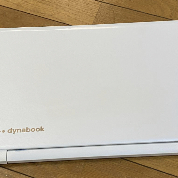 dynabook-PT85NWP-HHA-i7-4510U-2.0Ghz-Ram:8Gb-SSD:128Gb