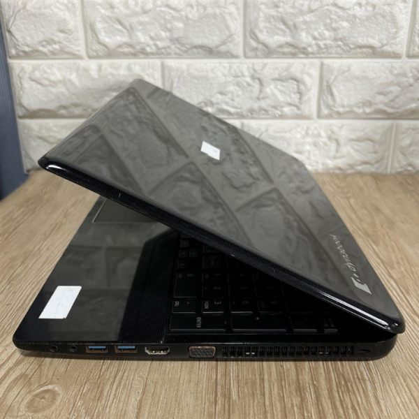 Dynabook-T554-i5-4200U1.6Ghz*2.6Ghz-Ram:8Gb-HDD:1Tb