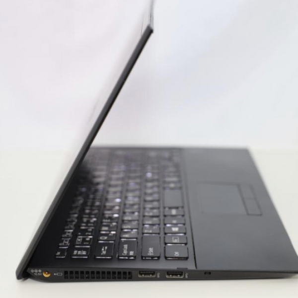 Sony Vaio Pro-VJP132C11N,Core i5-5200U-13.3 inch-Ram:4Gb-SSD:128Gb