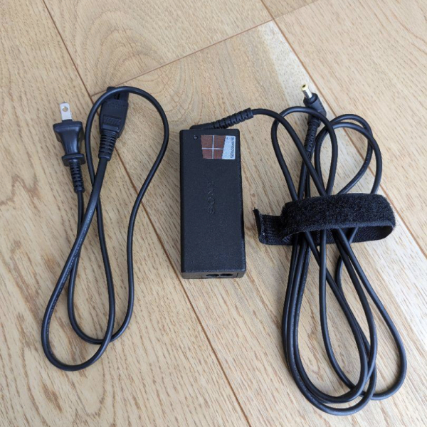 Nguồn AC Sony 10.5V-4.3A