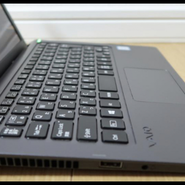 Sony Vaio Pro-VJS111D12N-Core i5-6200U-CPU-2.3*2Ghz-Ram:4Gb-SSD:128Gb