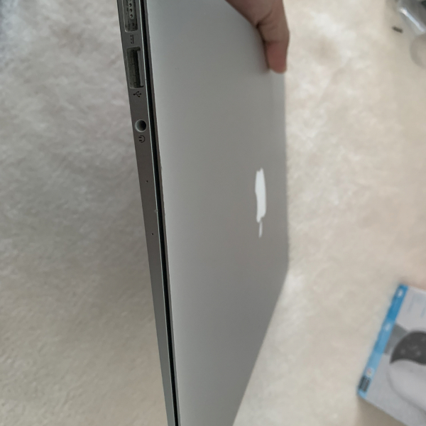 Macbook Air-corei7-5650U-2.2Ghz-RAM8G-SSD128G
