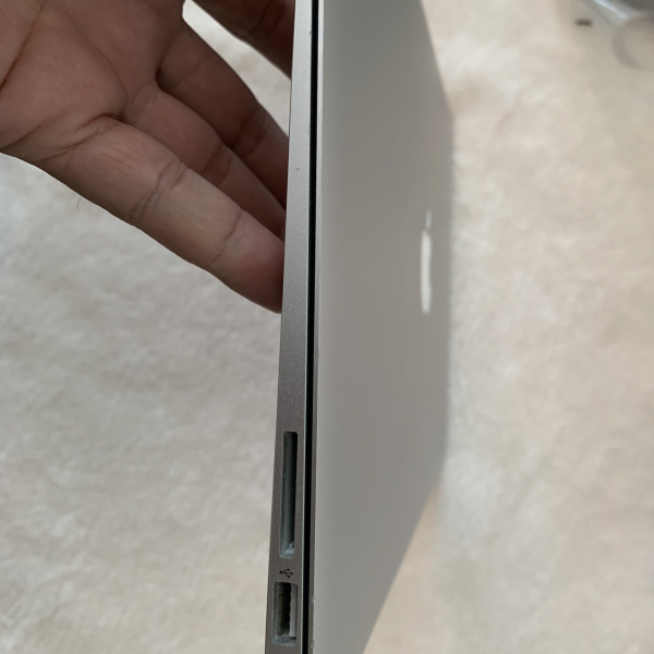 Macbook Air-corei7-5650U-2.2Ghz-RAM8G-SSD128G